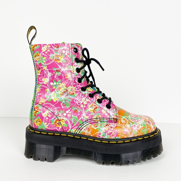 Dr. Martens Jadon Daze Boots - Picture 7 of 10
